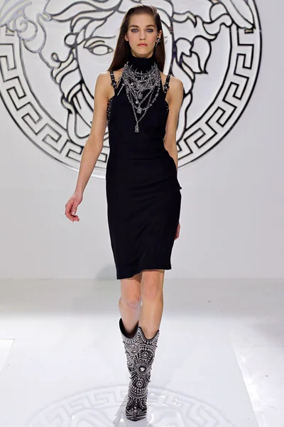 Look 23